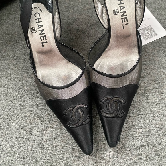 RARE authentic Chanel mesh logo slingback heels - Picture 2 of 4